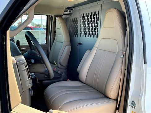 New 2026 Chevrolet Express 2500 image 10