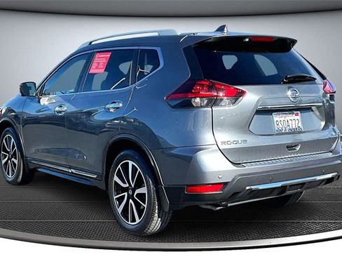 Used 2020 Nissan Rogue SL w/ Premium Package image 4