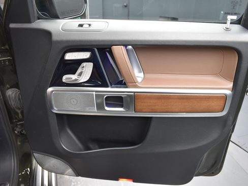 Used 2021 Mercedes-Benz G 550 image 5
