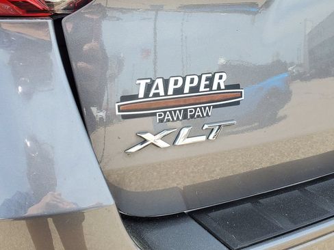 Used 2021 Ford Explorer XLT w/ Equipment Group 202A AWD/4WD image 8