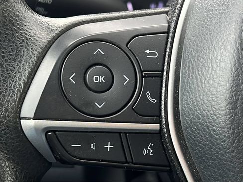 Used 2022 Toyota Camry LE FWD image 18
