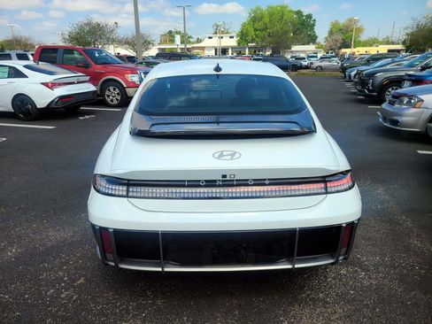 Used 2024 Hyundai Ioniq 6 SE image 4