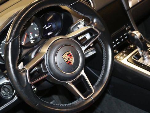 Used 2018 Porsche 718 Boxster RWD image 83