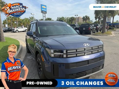 Used 2025 Hyundai Santa Fe SEL image 2