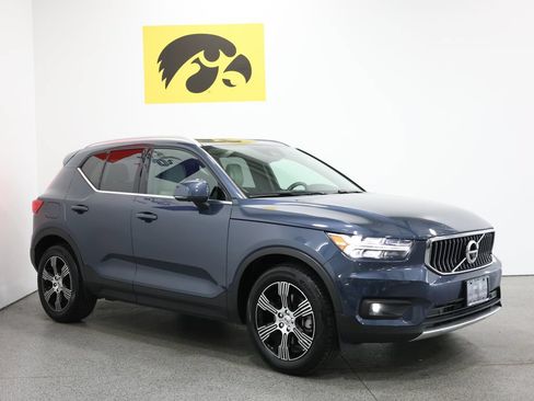 Used 2021 Volvo XC40 T5 Inscription w/ Protection Package AWD/4WD image 6