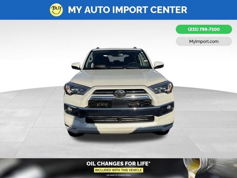 Used 2023 Toyota 4Runner Limited AWD/4WD image 2