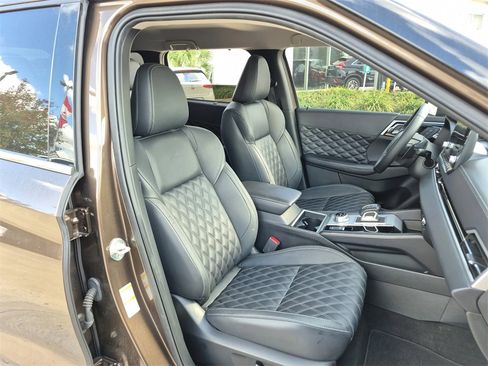 Used 2024 Mitsubishi Outlander SEL image 63