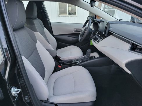 Used 2022 Toyota Corolla LE FWD image 24