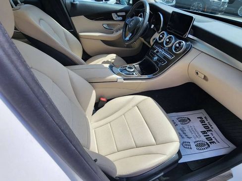 Used 2017 Mercedes-Benz C 300 4MATIC Sedan image 14