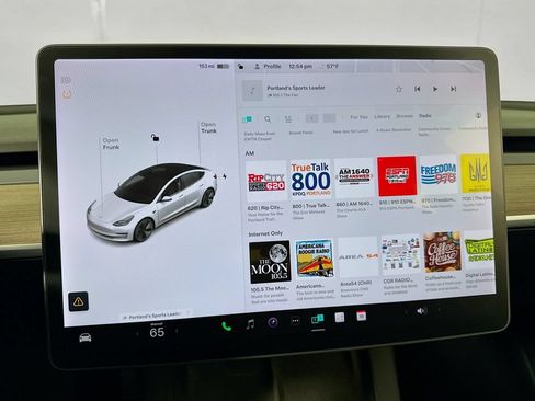 Used 2022 Tesla Model 3 Long Range AWD/4WD image 22