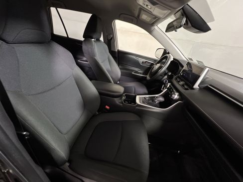 Used 2023 Toyota RAV4 LE image 25