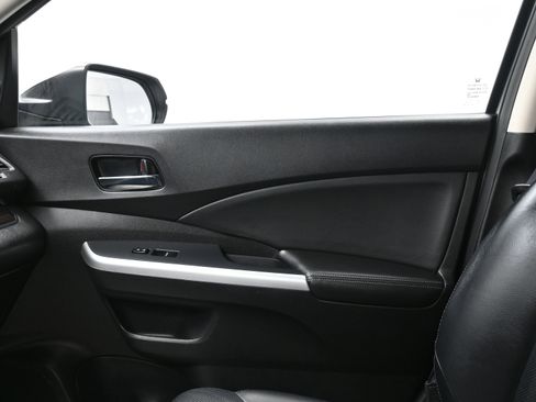 Used 2016 Honda CR-V Touring image 24