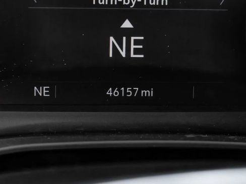 Used 2023 Cadillac XT5 Luxury FWD image 27