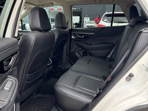 Used 2024 Subaru Outback Limited AWD/4WD image 6