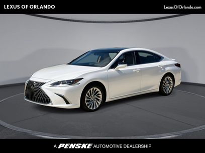 Used 2022 Lexus ES 350 Ultra Luxury w/ Accessory Package 2