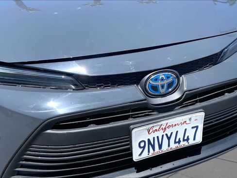 Used 2024 Toyota Corolla LE FWD image 29