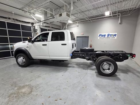 New 2026 RAM 4500 Tradesman w/ Chrome Appearance Group AWD/4WD image 4