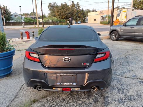 Used 2025 Toyota GR86 Premium w/ ALL Weather Mat Package (TMS) RWD image 4