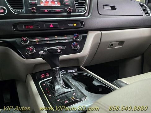 Used 2017 Kia Sedona LX w/ LX Essentials Premium Package FWD image 20