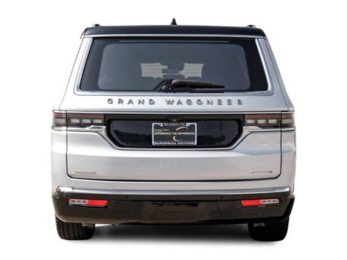 Used 2022 Jeep Grand Wagoneer Series III w/ Flexible Seating Group AWD/4WD image 9
