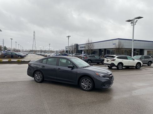 Used 2023 Subaru Legacy Sport image 11