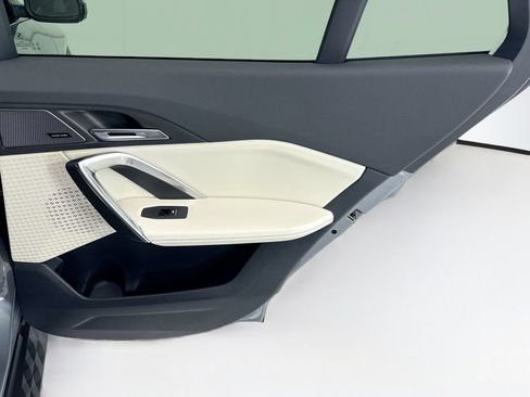 Certified 2026 BMW X2 xDrive28i AWD/4WD image 25