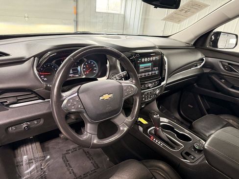 Used 2019 Chevrolet Traverse Premier w/ Redline Edition AWD/4WD image 13