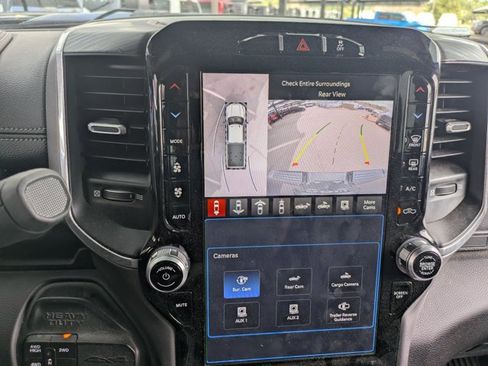 Used 2024 RAM 3500 Laramie w/ Night Edition image 13