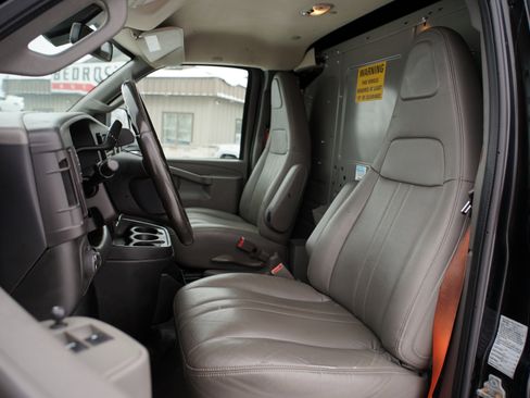 Used 2019 Chevrolet Express 2500 w/ Driver Convenience Package image 19