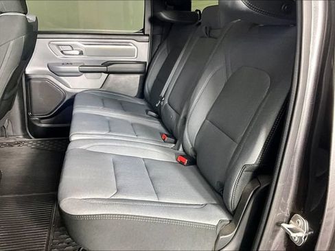Used 2021 RAM 1500 Big Horn AWD/4WD image 3