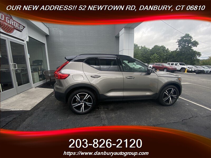 Used 2022 Volvo XC40 T5 R-Design AWD/4WD image 7