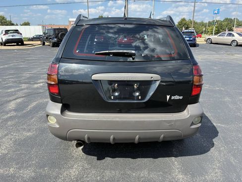 Used 2007 Pontiac Vibe w/ Sun And Sound Package FWD image 4