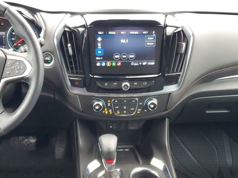 Used 2023 Chevrolet Traverse RS image 26