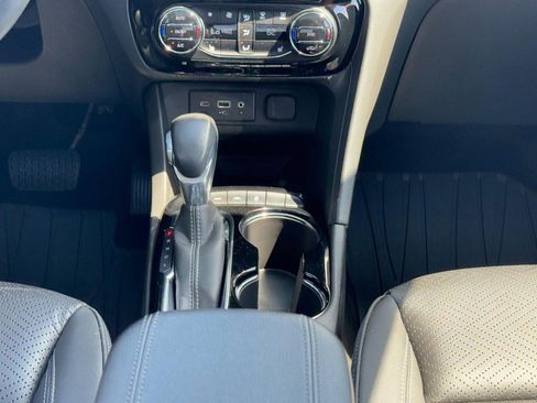 Used 2023 Buick Encore GX Essence w/ Experience Buick Package image 14