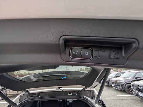 New 2026 Ford Explorer ST image 10