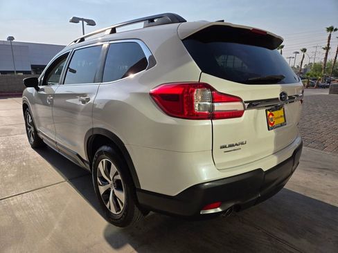 Used 2020 Subaru Ascent Premium image 3