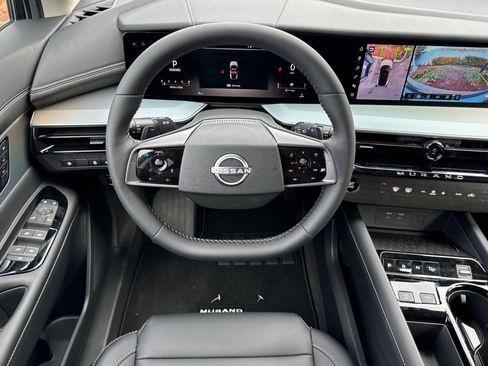 New 2025 Nissan Murano SL image 11