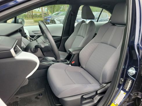 Used 2025 Toyota Corolla SE image 16