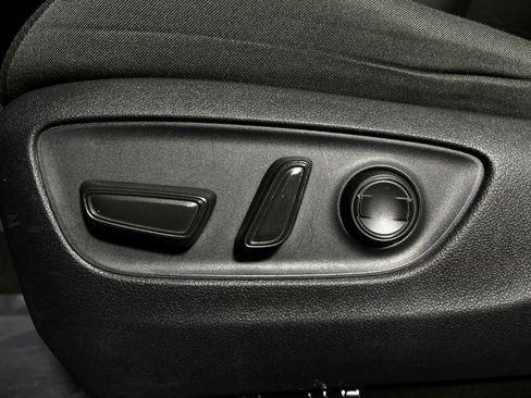 Certified 2025 Toyota RAV4 XLE FWD image 14