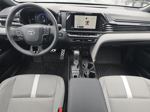 Certified 2025 Toyota Camry SE image 8