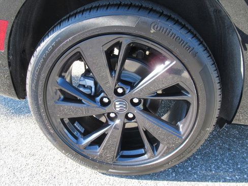 Used 2025 Buick Envision Sport Touring image 6