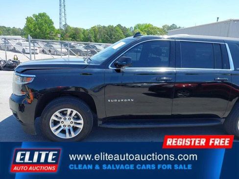 Used 2020 Chevrolet Suburban LT image 28