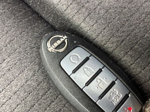 Used 2025 Nissan Altima 2.5 SV FWD image 20