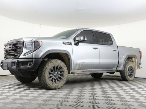 Used 2023 GMC Sierra 1500 AT4X image 1