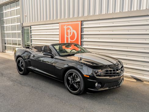 Used 2011 Chevrolet Camaro SS w/ RS Package RWD image 40