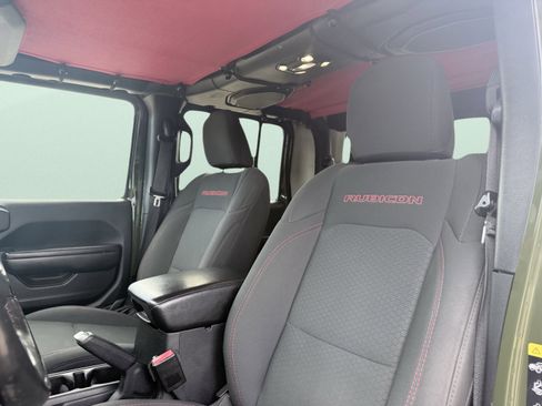 Used 2021 Jeep Gladiator Rubicon w/ Cold Weather Group image 24