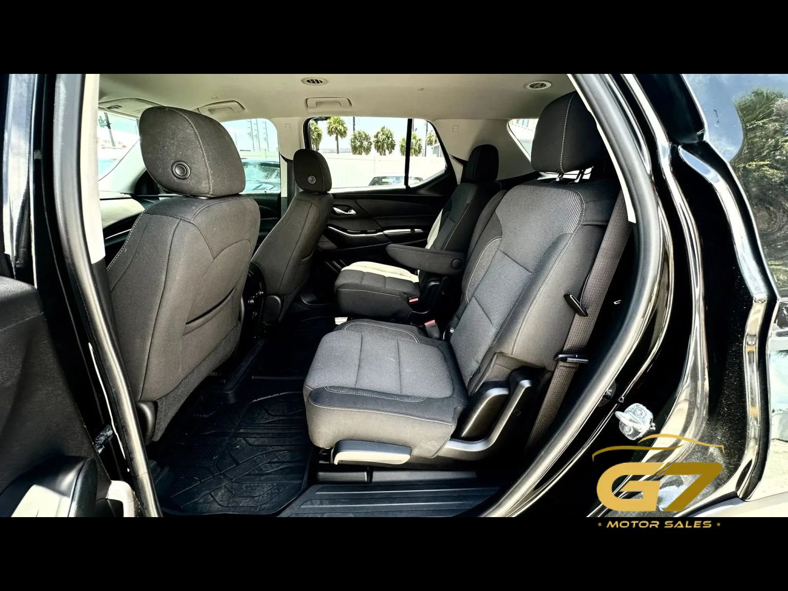 Used 2019 Chevrolet Traverse LT FWD image 12