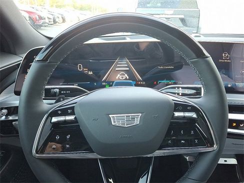 New 2026 Cadillac Lyriq Luxury image 16