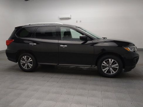 Used 2020 Nissan Pathfinder SV AWD/4WD image 11