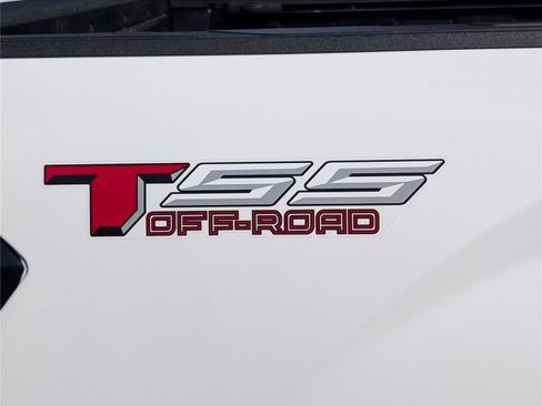 Used 2023 Toyota Tundra SR5 AWD/4WD image 11